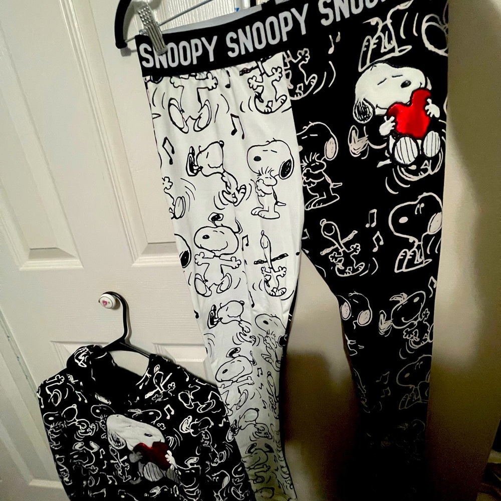 Snoopy hoody and leggings set